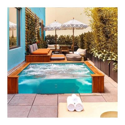 Piscina exterior de fibra de vidrio para toda la familia