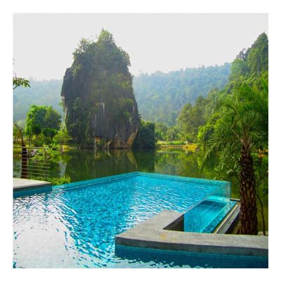 Paneles de vidrio acrílico transparente de 50 mm de espesor para piscinas Densidad 1,20 g/cm3 y duradero