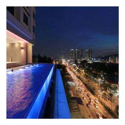 Piscinas de baño Piscinas de baño transparentes de fibra de vidrio mosaico paneles acrílicos con iluminación LED