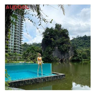 Transforma tu patio en un complejo con nuestra piscina suspendida de acrílico de lucita