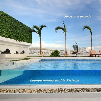 Entrenamiento de natación contracorriente de fibra de vidrio en el suelo con concha de piscina para entrenamiento de natación al aire libre