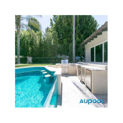 Piscinas cerradas de vidrio con alta transmisión de luz