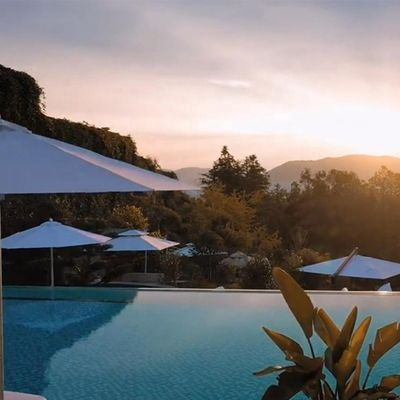 La demanda del cliente piscina acrílica para Aupool al aire libre alojamiento en familia transparente claro