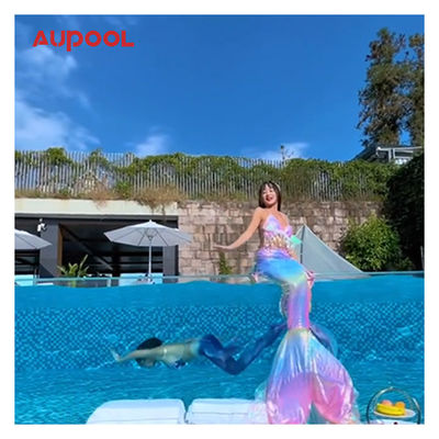 Piscina de fibra de vidrio ventajosa con borde de bronceado tamaño personalizado y superior