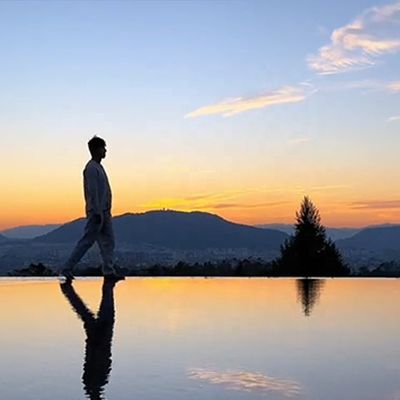 Demandas del cliente Contenedor de pared de piscina acrílico transparente para instalación al aire libre