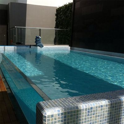 Piscinas exteriores de fibra de vidrio Densidad 1,19-1,20 kg/cm3 Alta transmisión de luz 93%