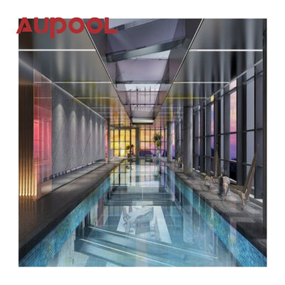 Piscina familiar de paneles acrílicos con tecnología de polimerización termostática seca y respaldos