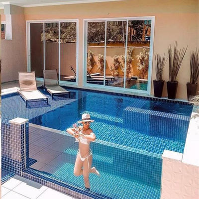 Piscina interior con la lujosa piscina de fondo negro personalizada de Aupool